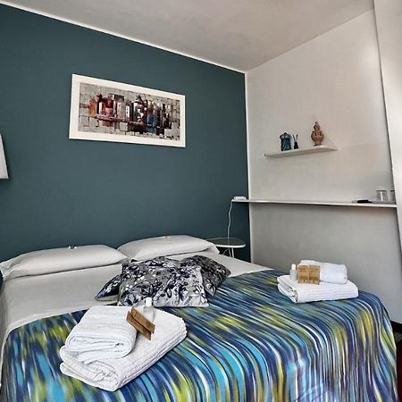 Hotel Casanova Loc Turistica Verona Esterno foto